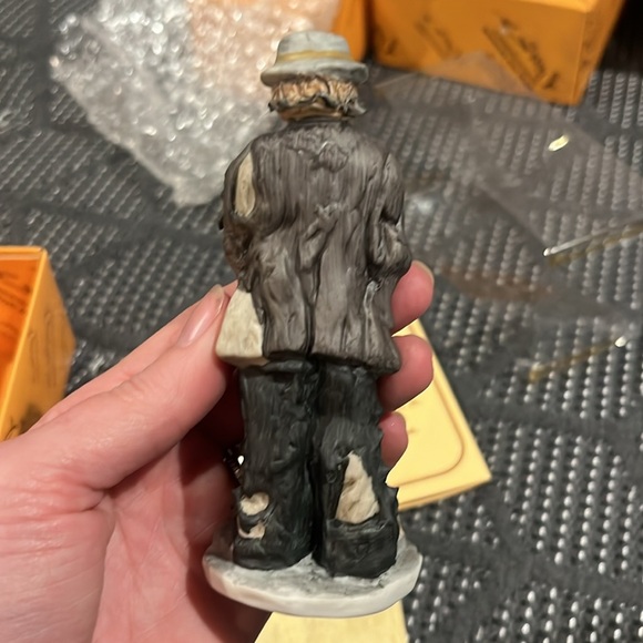 New in box Emmett Kelly Jr figure - Picture 5 of 7